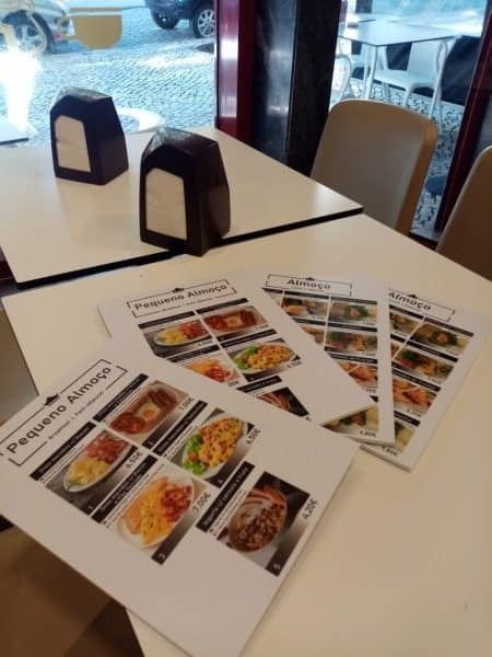 Menu de Pequeno Almoço com opções variadas e saborosas na Cacto Animation Studios.