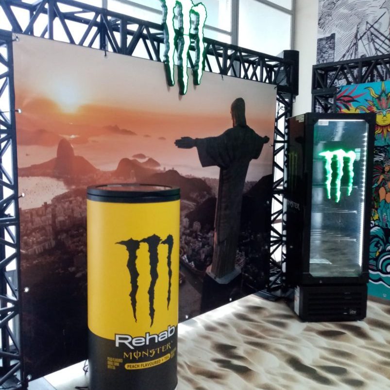 Decoracao-do-stand-Monster-Energy-para-o-evento-Tasting-the-Future-no-Planetario-de-Lisboa-Imagem-WhatsApp-2024-11-09-as-15.42.56_748b38f4-square-fb5dfb8de0d