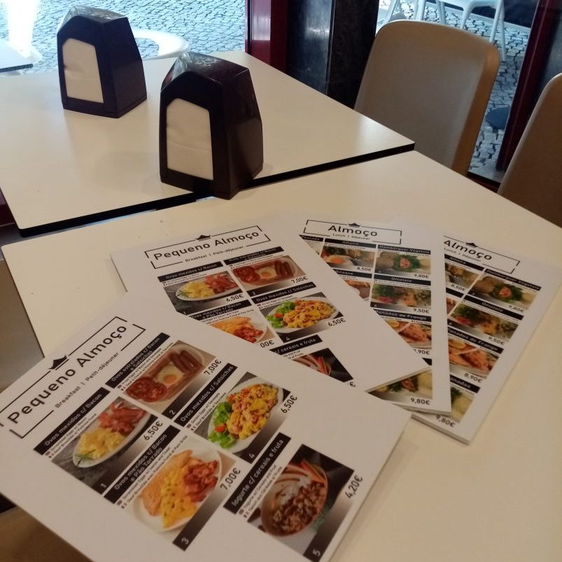 Menu de Pequeno Almoço com opções variadas e saborosas na Cacto Animation Studios.